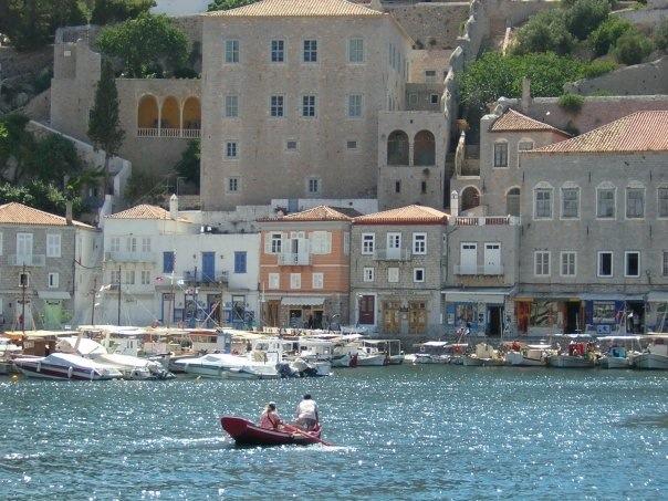 locales-hydra: wharf troll.jpg