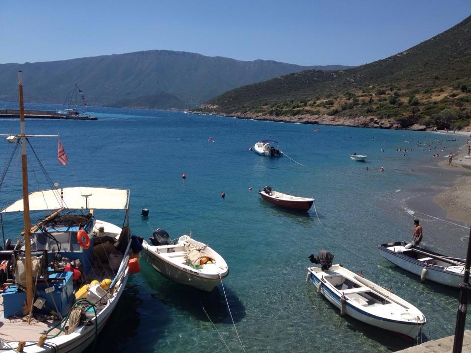 locales- plaka beach.jpg