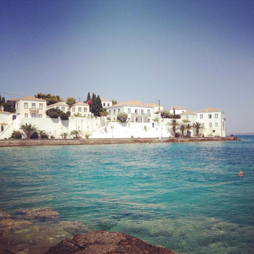 spetses captains houses.jpg