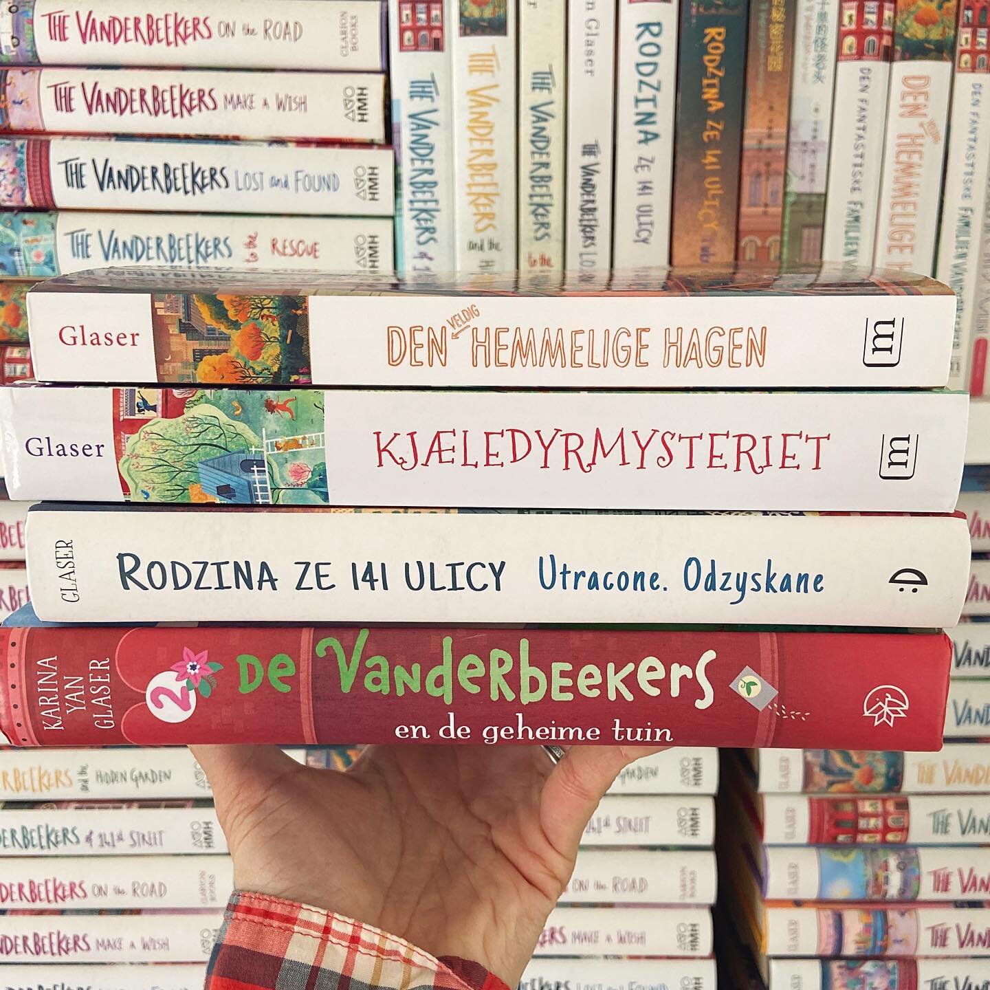 Some newly translated Vanderbeeker books to add to the bookshelf! Here&rsquo;s Norwegian, Polish, and Dutch. Many thanks to the translators and publishers! ❤️ Thank you, @harperkids and @clarkliterary ! 💕