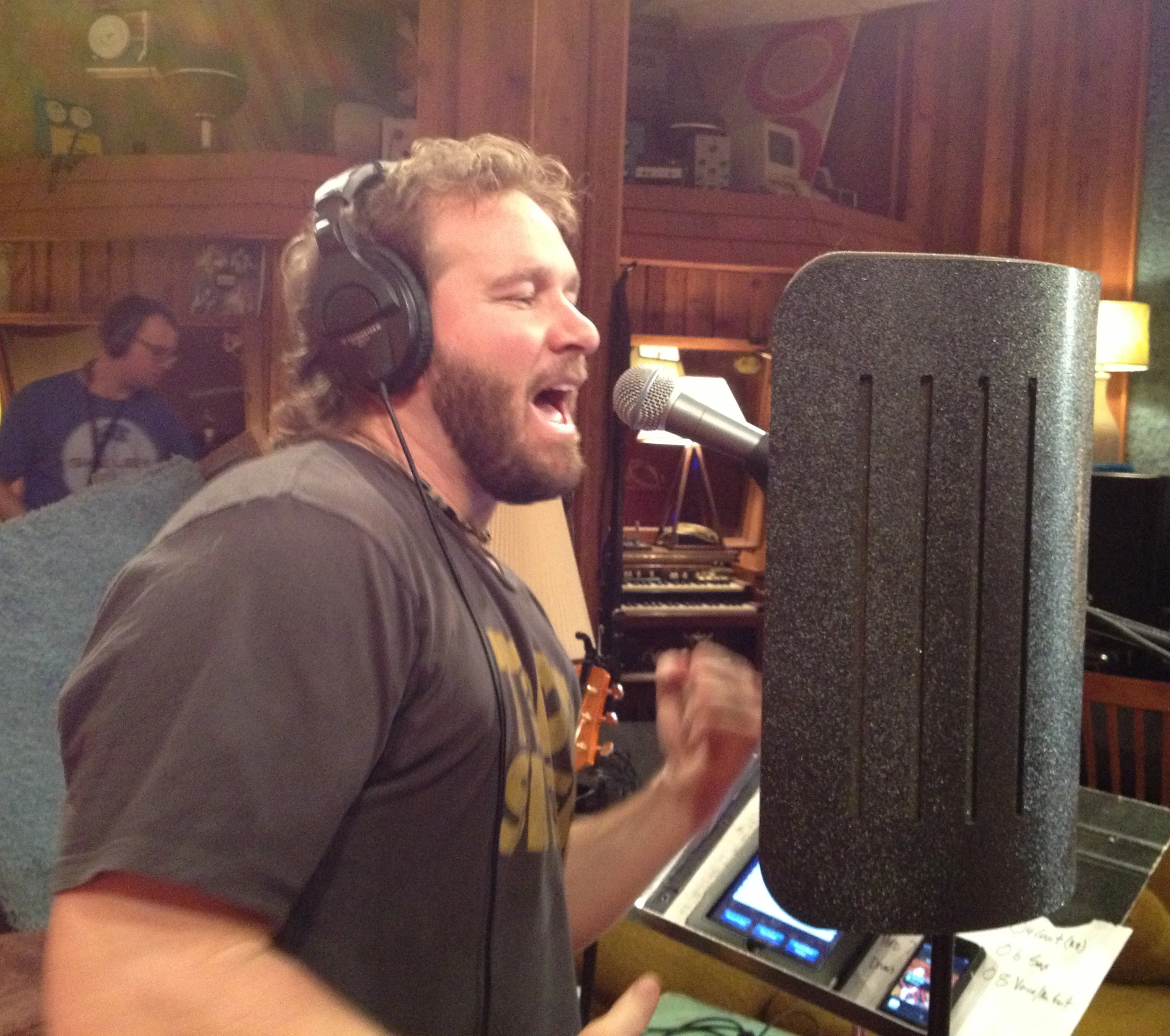 Ronnie Sings.jpg