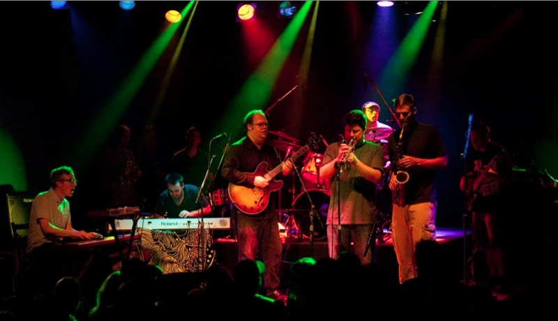 Ray's Music Exchange.png