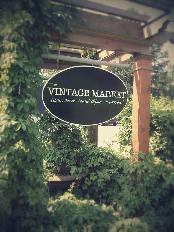 vintage market sign.jpg