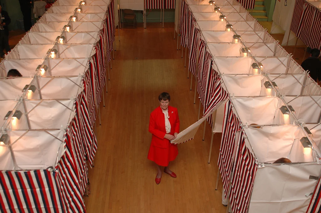 Hawaii Future Caucus Members Introduce Voter Registration Bill