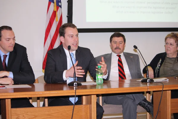 WA Under-40 Caucus Co-Chairs Riccelli &amp; Zeiger Featured In Panel Discussion on Civility