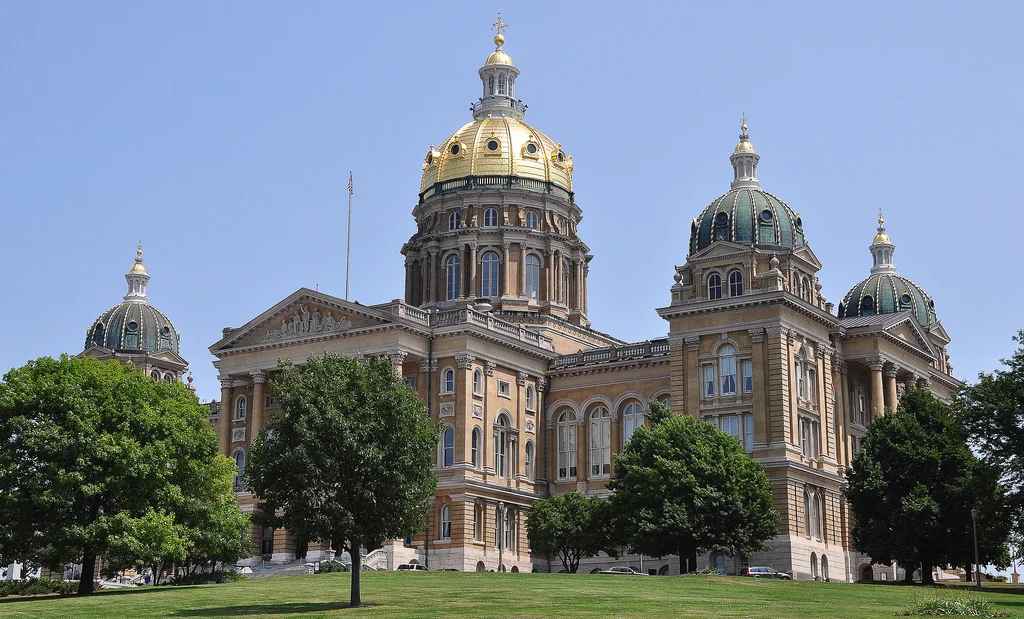 Iowa State Capitol.jpg