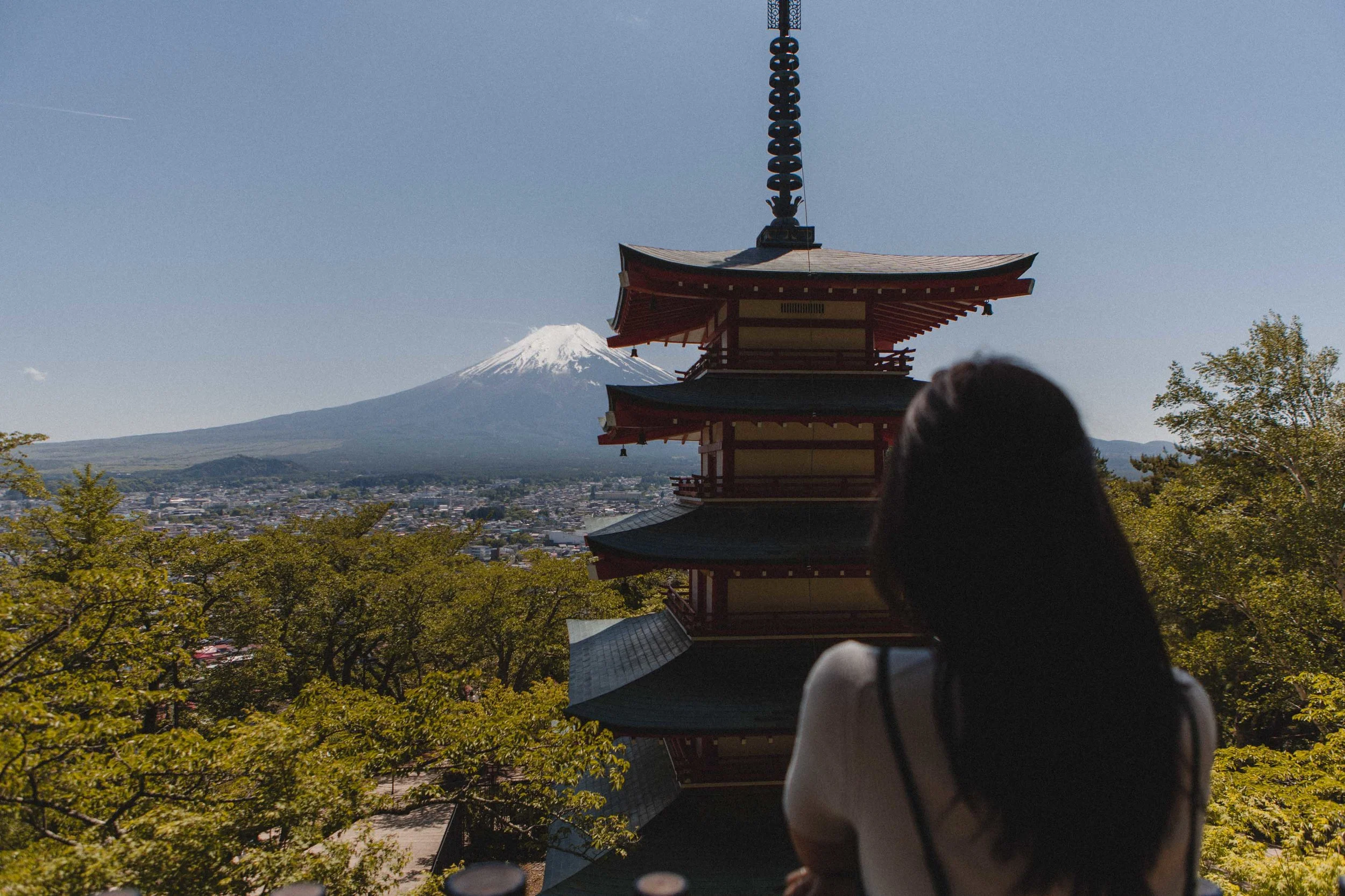 Mt. Fuji Day Trip: Lake Kawaguchiko and Chureito Pagoda