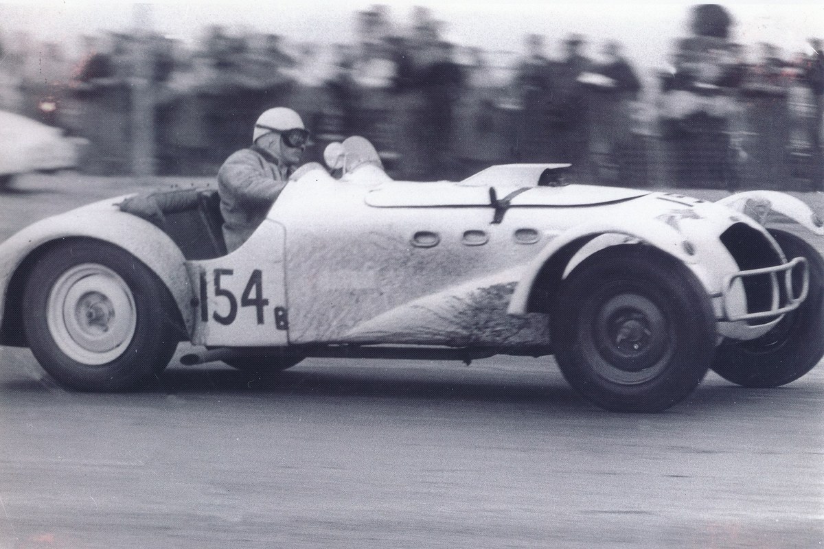 Allard_J2-1513_01.jpg