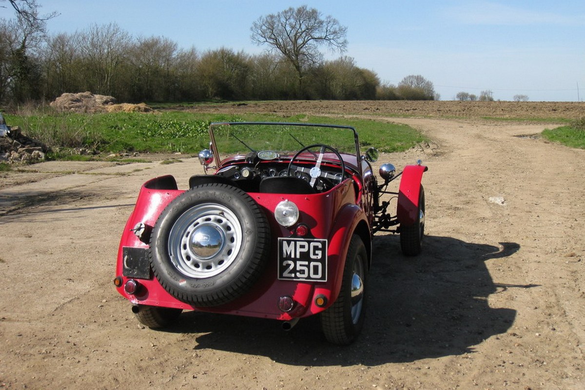 Allard_J1-415_07.jpeg