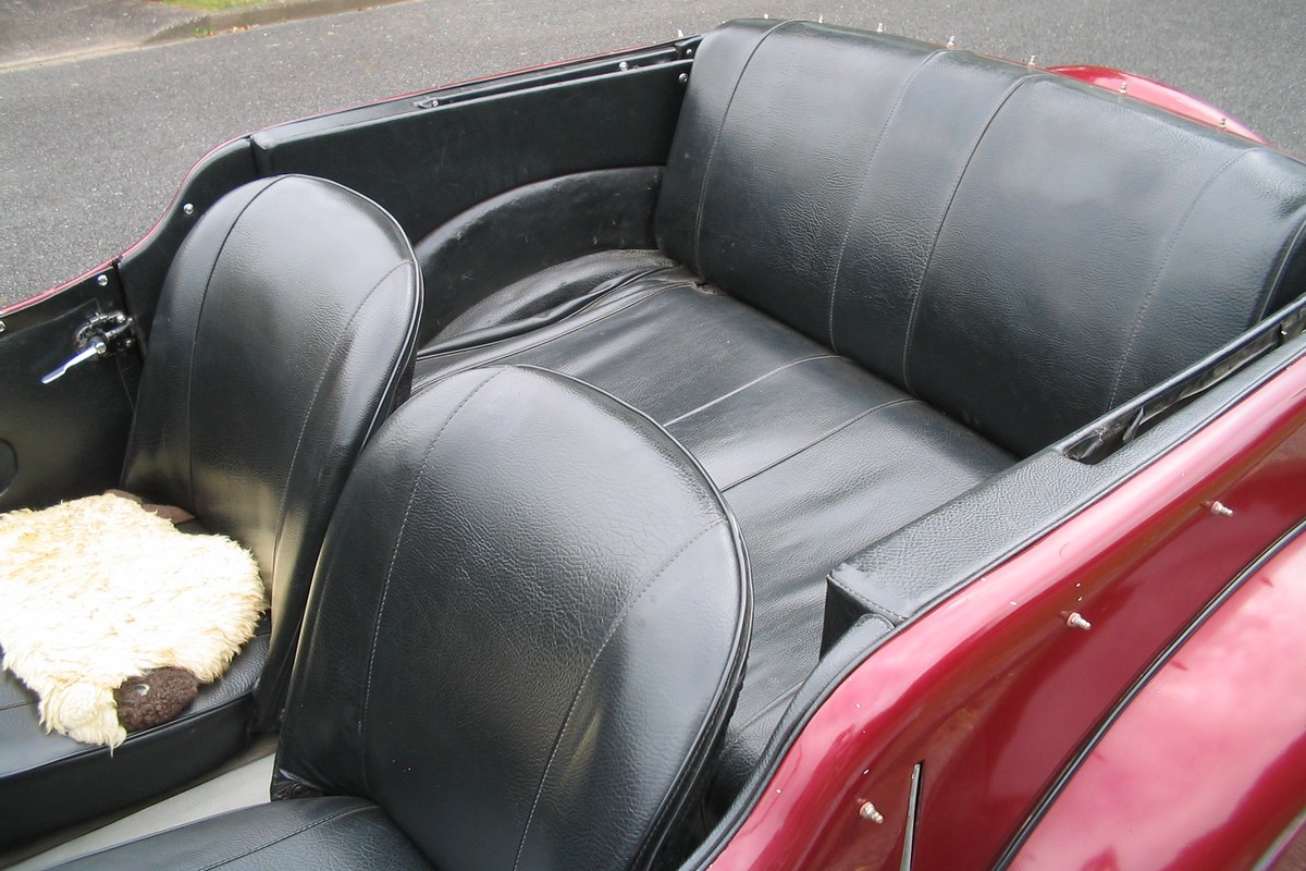 Allard_L-201_07.jpg