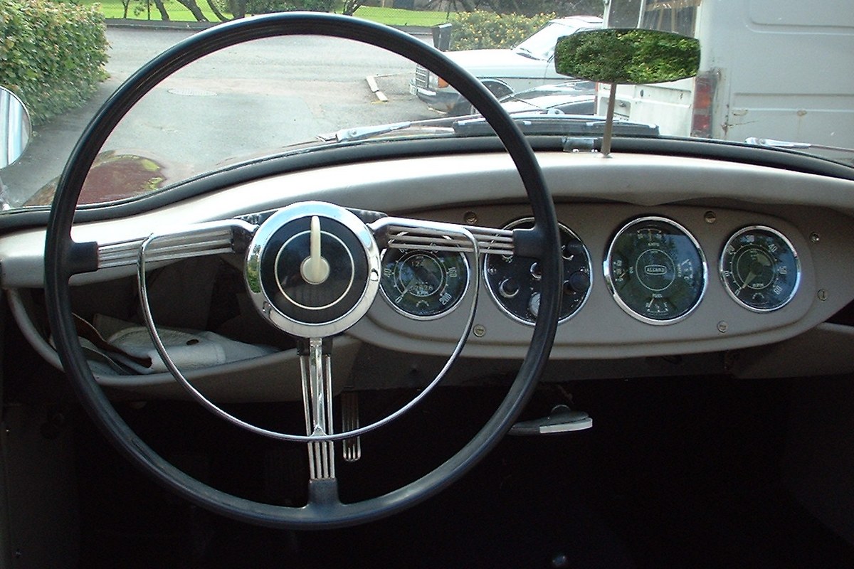 Allard_PB-MKI-5164_01.jpg