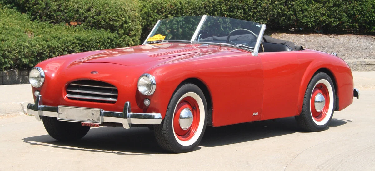 Allard_K3-3195_1crop.jpg