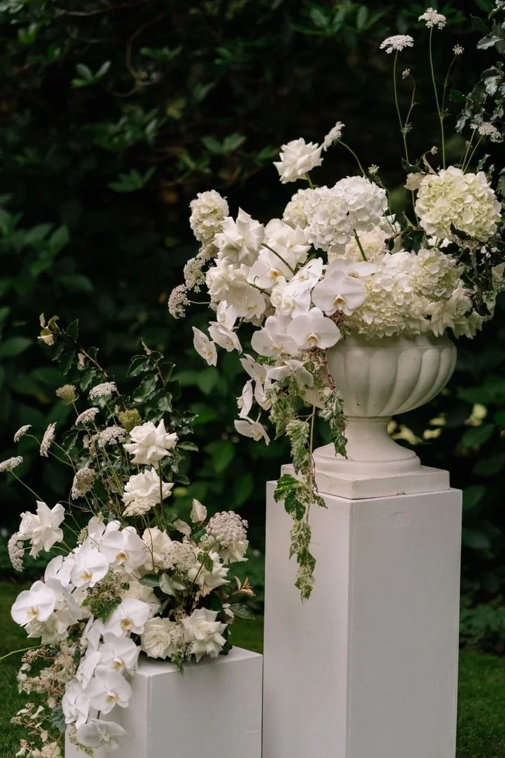 Ceremony Florals _ Plinths .jpg