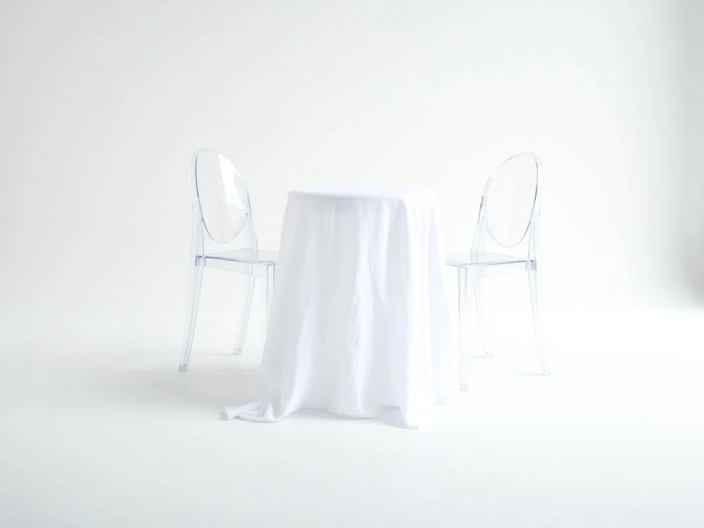 Ghost Chair Signing Set 