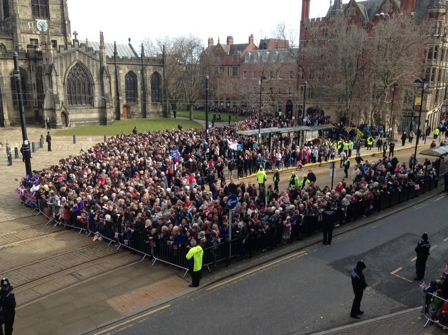 crowds2.jpg