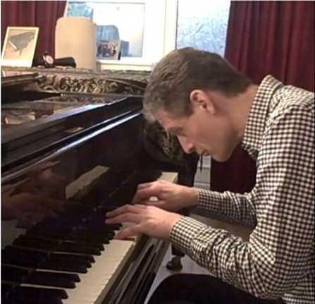 Julian Hellaby.png
