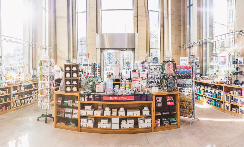Cathedral Gift Shop-001RS.jpg