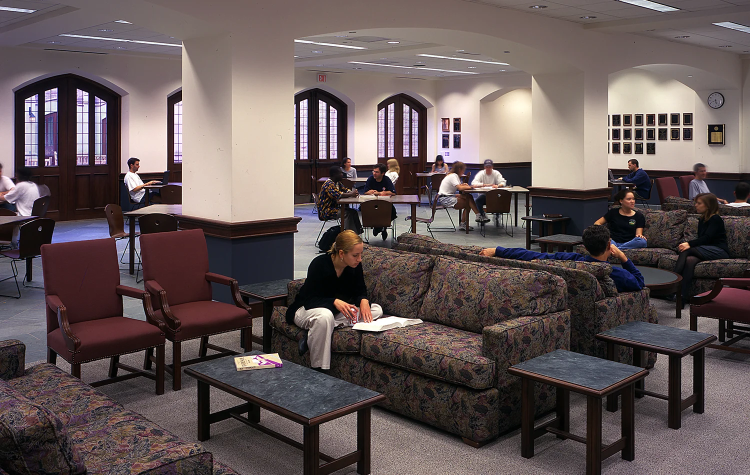 washu-lounge.jpg