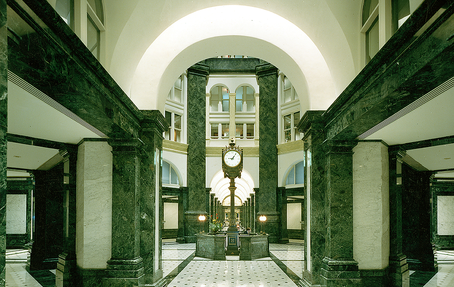 1001 Pennsylvania Avenue 1987 Building Stone Institute Tucker Award 1987 Mayor's Architectural Design Awards 1980 AIA|DC Chapter Design Award for Historic Resources