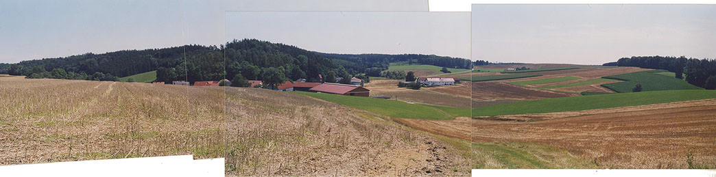 Abb. 20 Landshut, Blick von der Anhöhe hinter Heilig Blut nach Salzdorf, 2007, Fotomontage: Joachim Jung © Joachim Jung