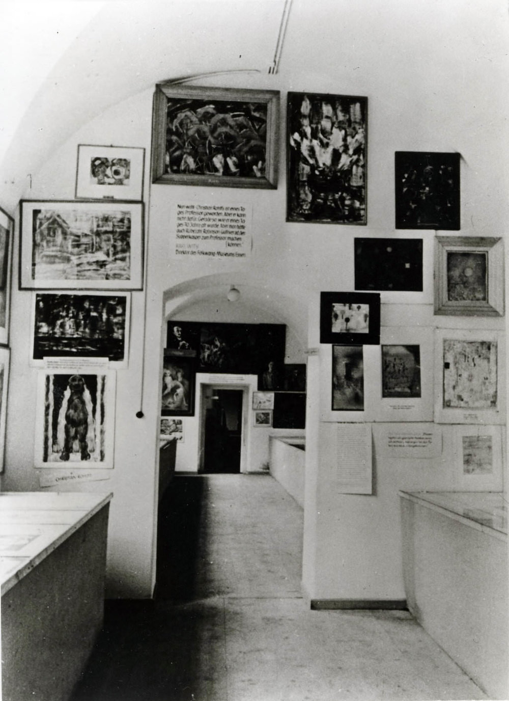  Abb. 13&nbsp;  Blick in Raum 2 im Erdgeschoss der Ausstellung »Entartete Kunst«, München 1937. © Zentrum Paul Klee, Bildarchiv 