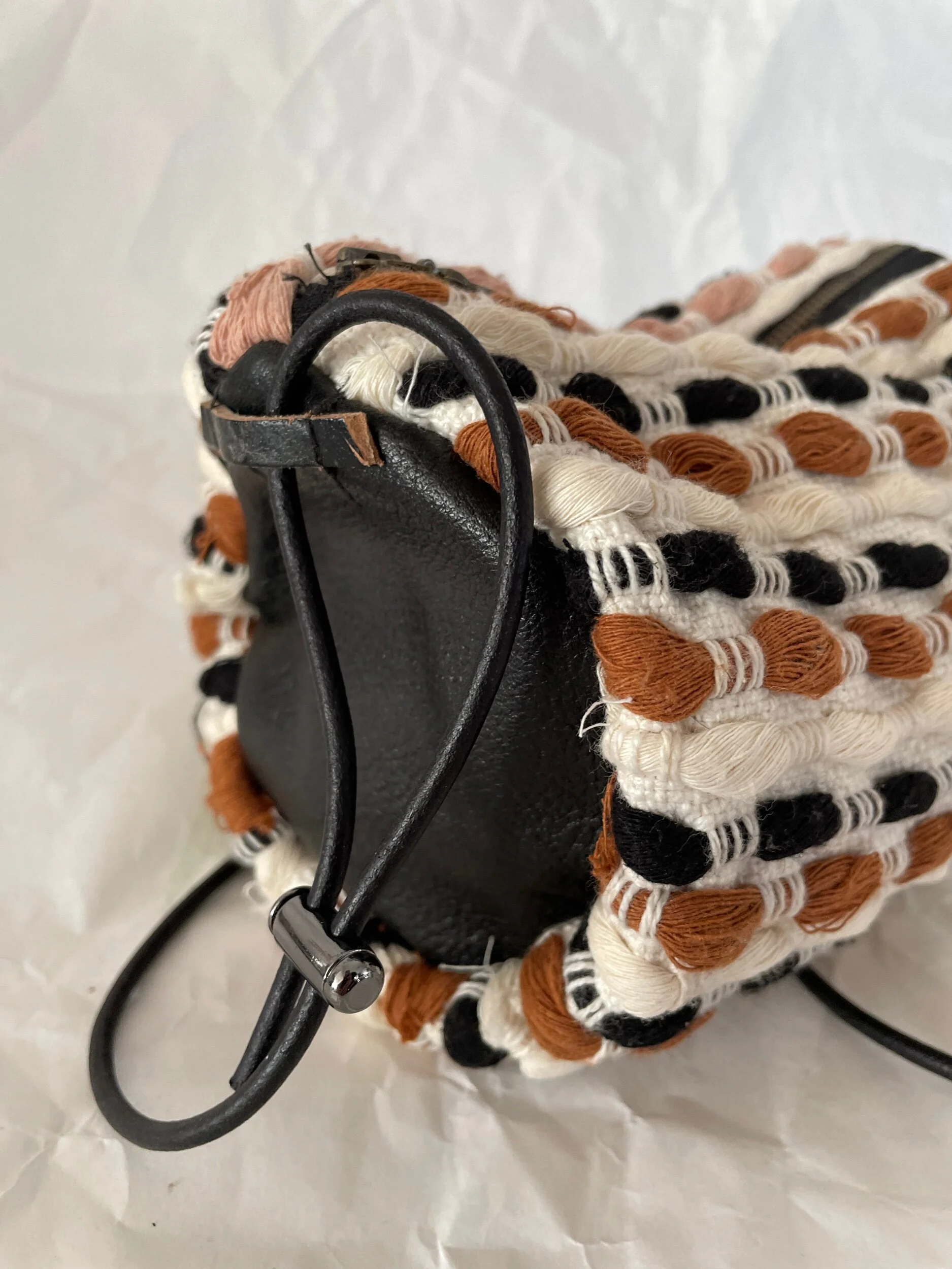 9AF896C2-BF1C-4D17-BC3D-9799D7B80FC0