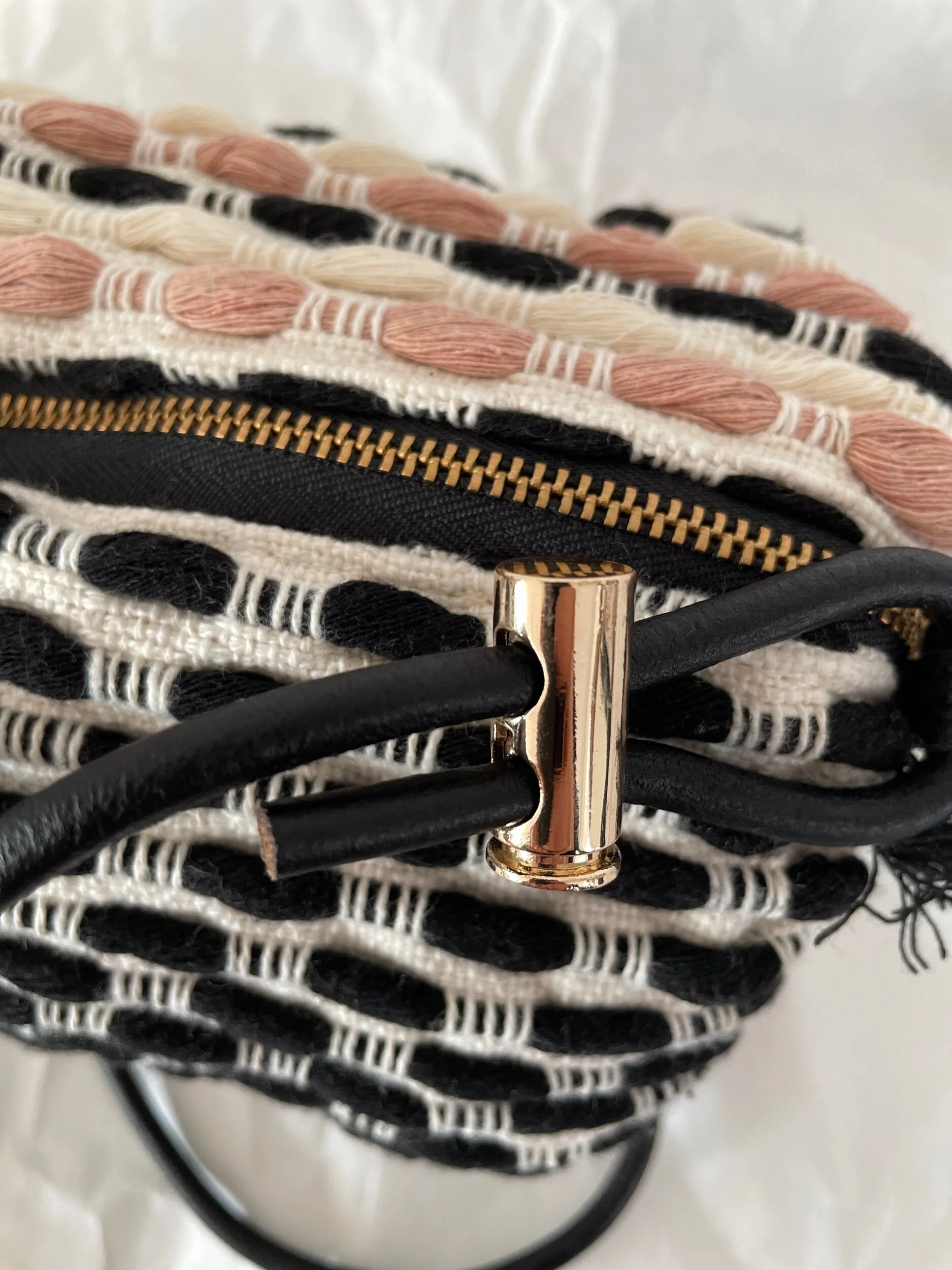 1612662C-0839-4523-9F97-0E90EC17FBCC