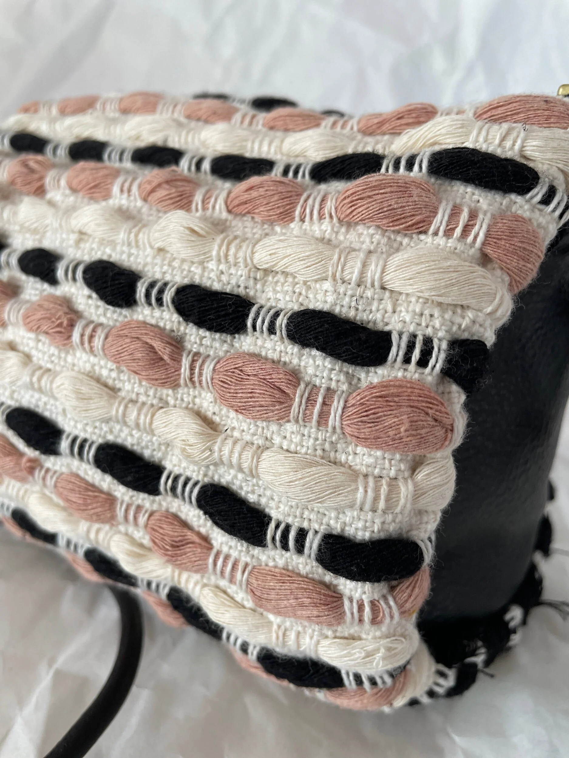 F46CAD51-98F8-4EA5-841E-A260EF91E37B