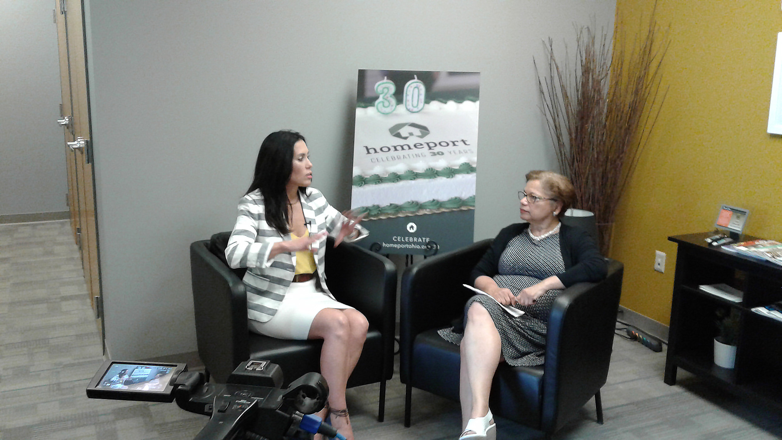 Homeport housing and credit counselor Isabel Giles, right, and 'My American Home' host Marvic Titus.