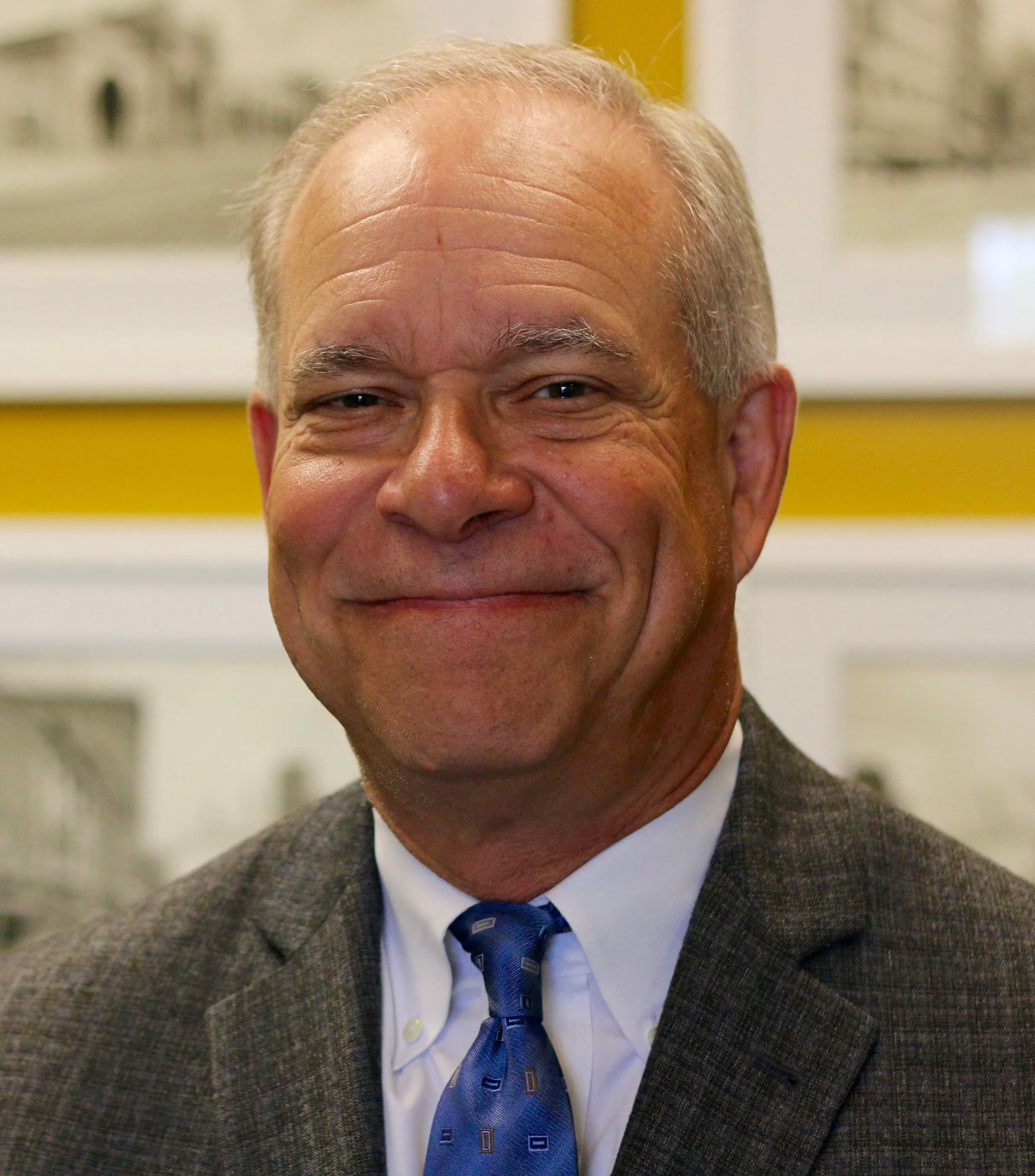 Bruce Luecke