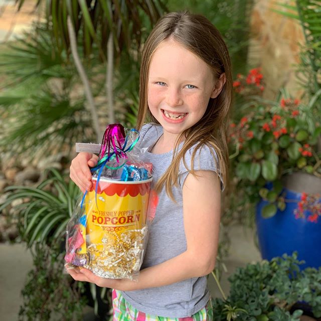 Congratulations 🎉 Lianna! You and your SMILE are beautiful! Keep up the amazing work and keep SMILING.... it’s contagious!
Lianna is Dr. Davidson’s daughter!
#straightouttabraces #goldenbergorthodontics #Georgetoworthodontist #bestorthodontist