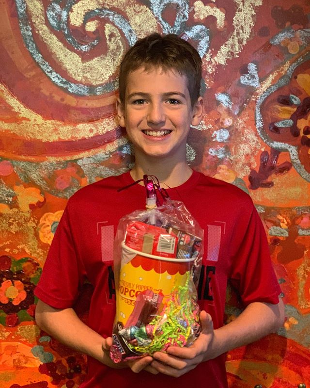 Look at that beautiful smile! 👀 That’s hard work and dedication to the very end! 🎉 Congratulations Tennyson, you did it! You’re finally out of BRACES! 😁 .
.
.
#goldenbergorthodontics #goldenbergortho #orthodontics #braces #georgetownbraces #georgetown #gtx #straightouttabraces #bracesoff #bestorthodontist