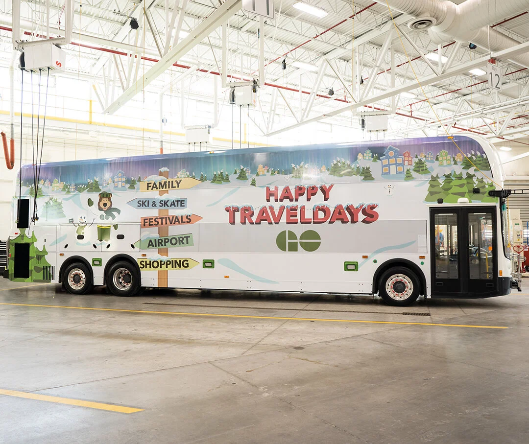 HOLIDAY-GO-BUS-WRAP-PIC3_retouch_crop.jpg
