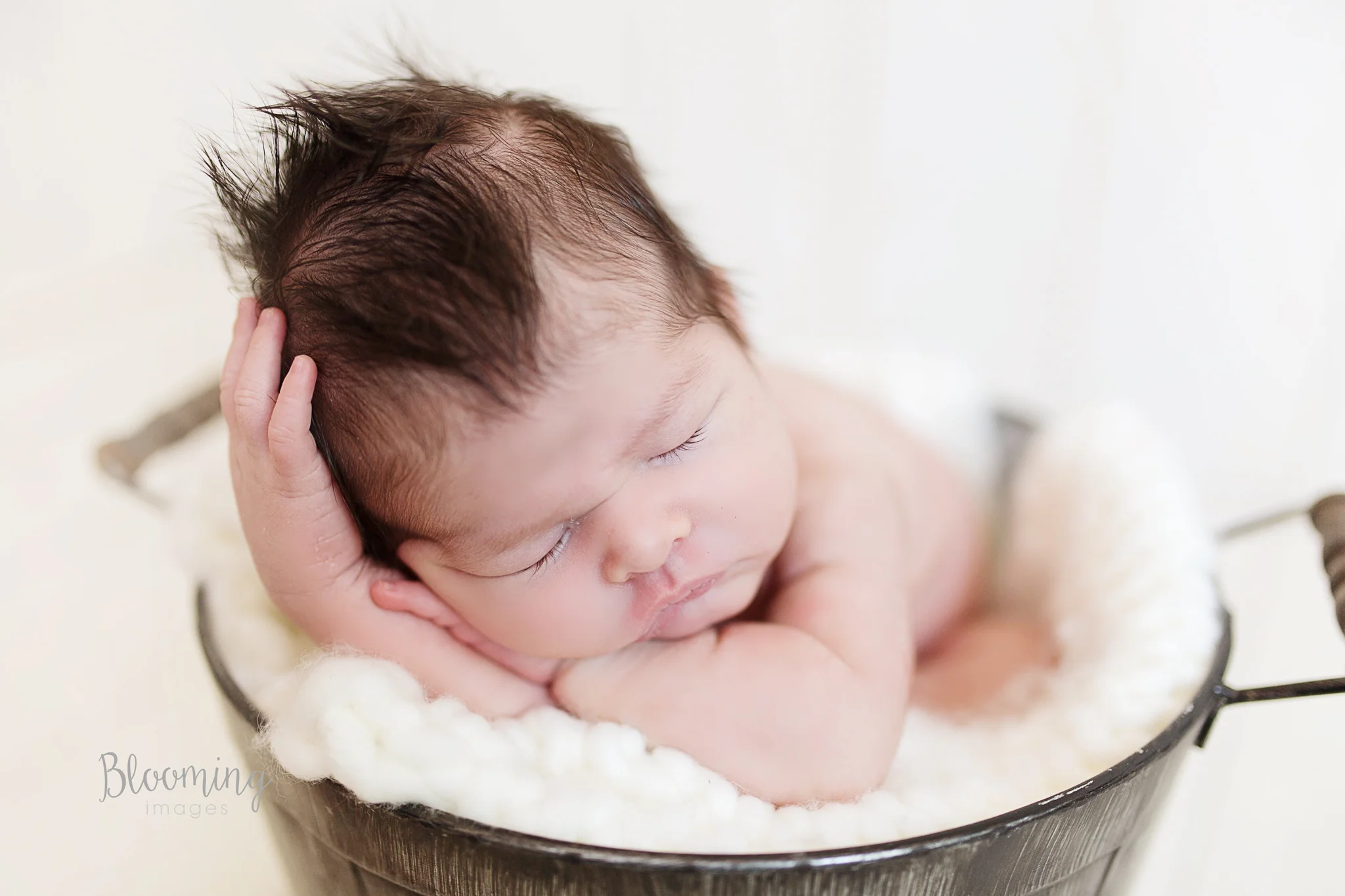 SirrNewborn-29 copy.jpg