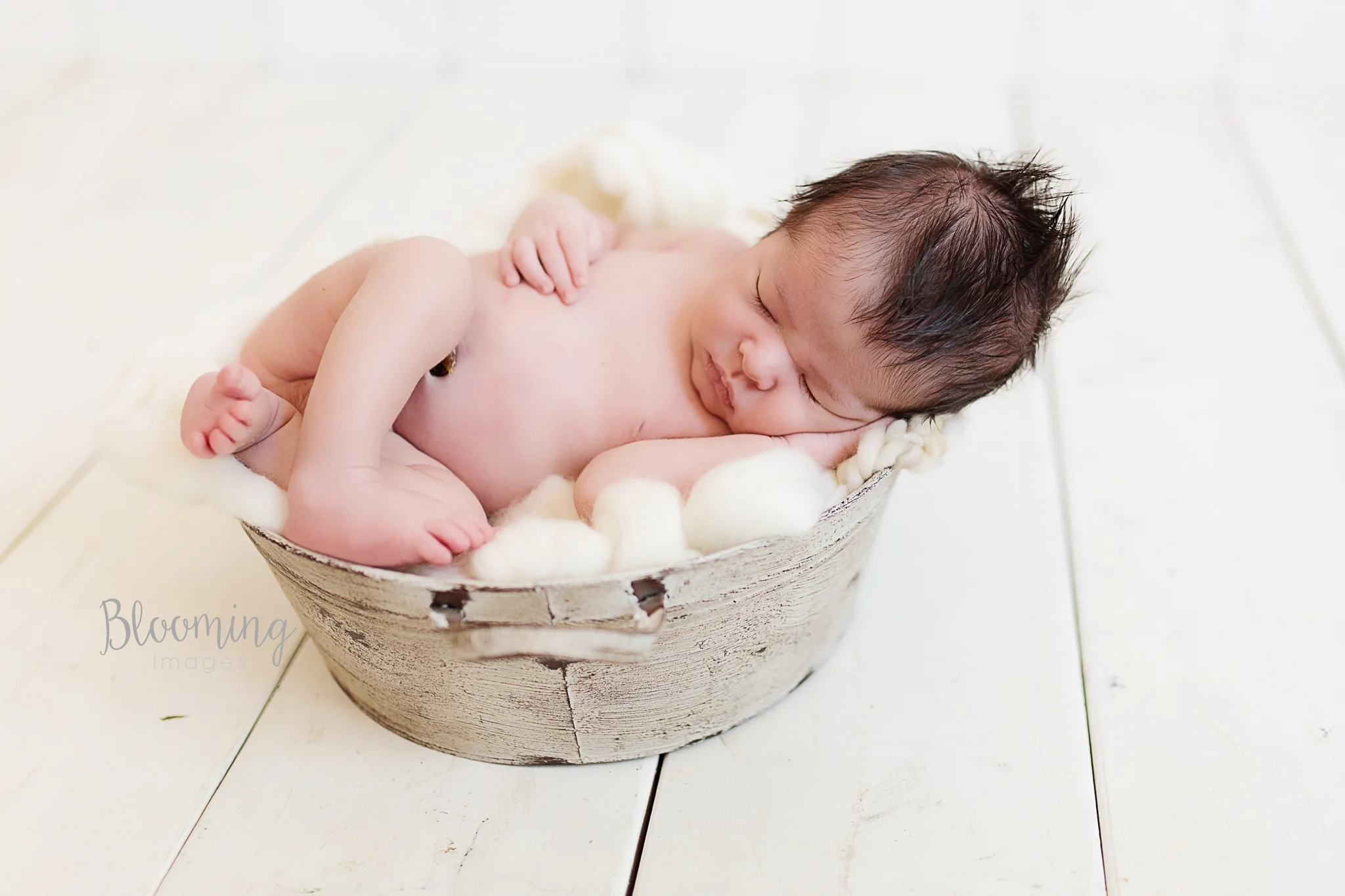 SirrNewborn-47 copy.jpg