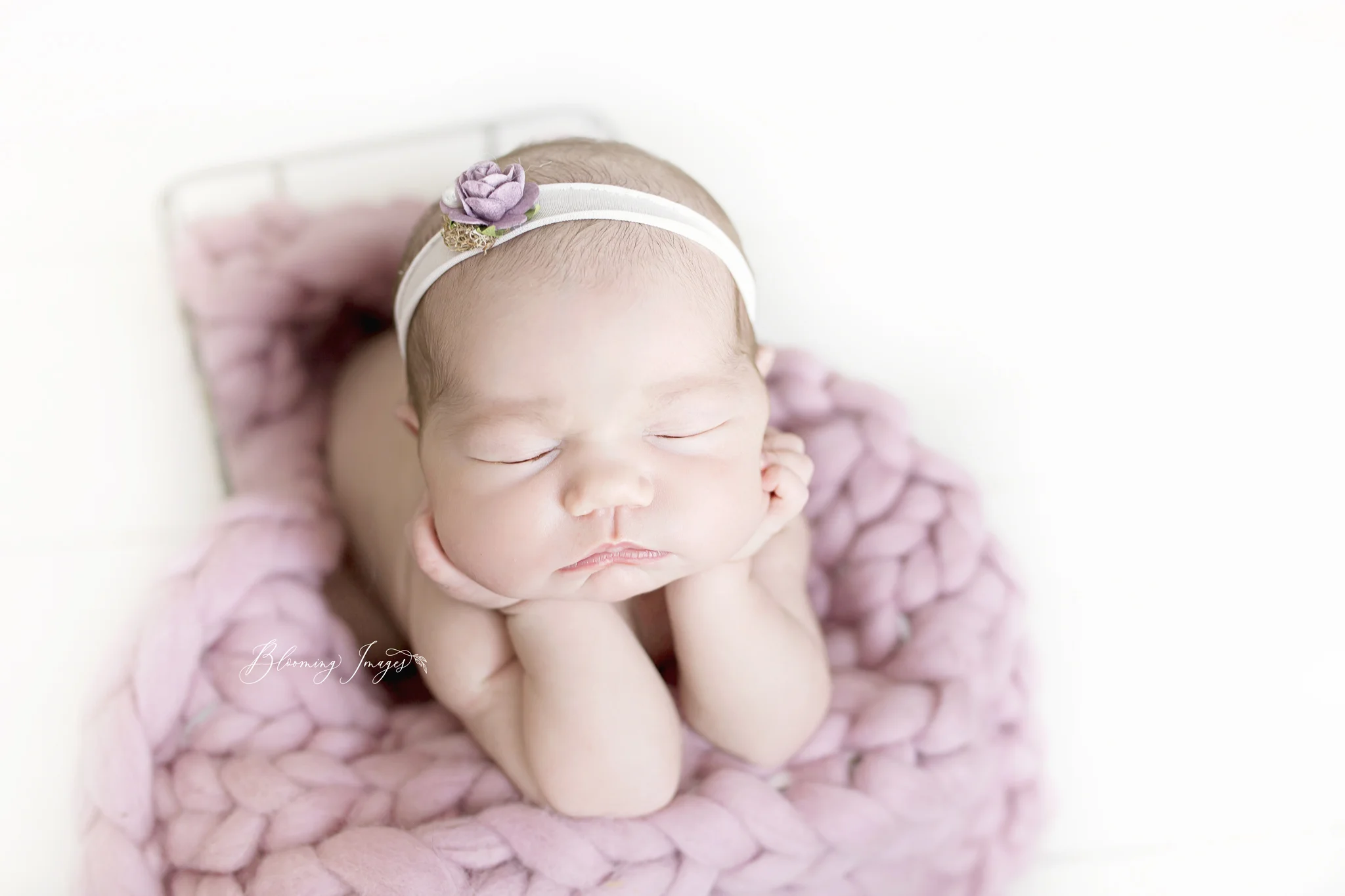 LilyNewborn-51 copy.jpg