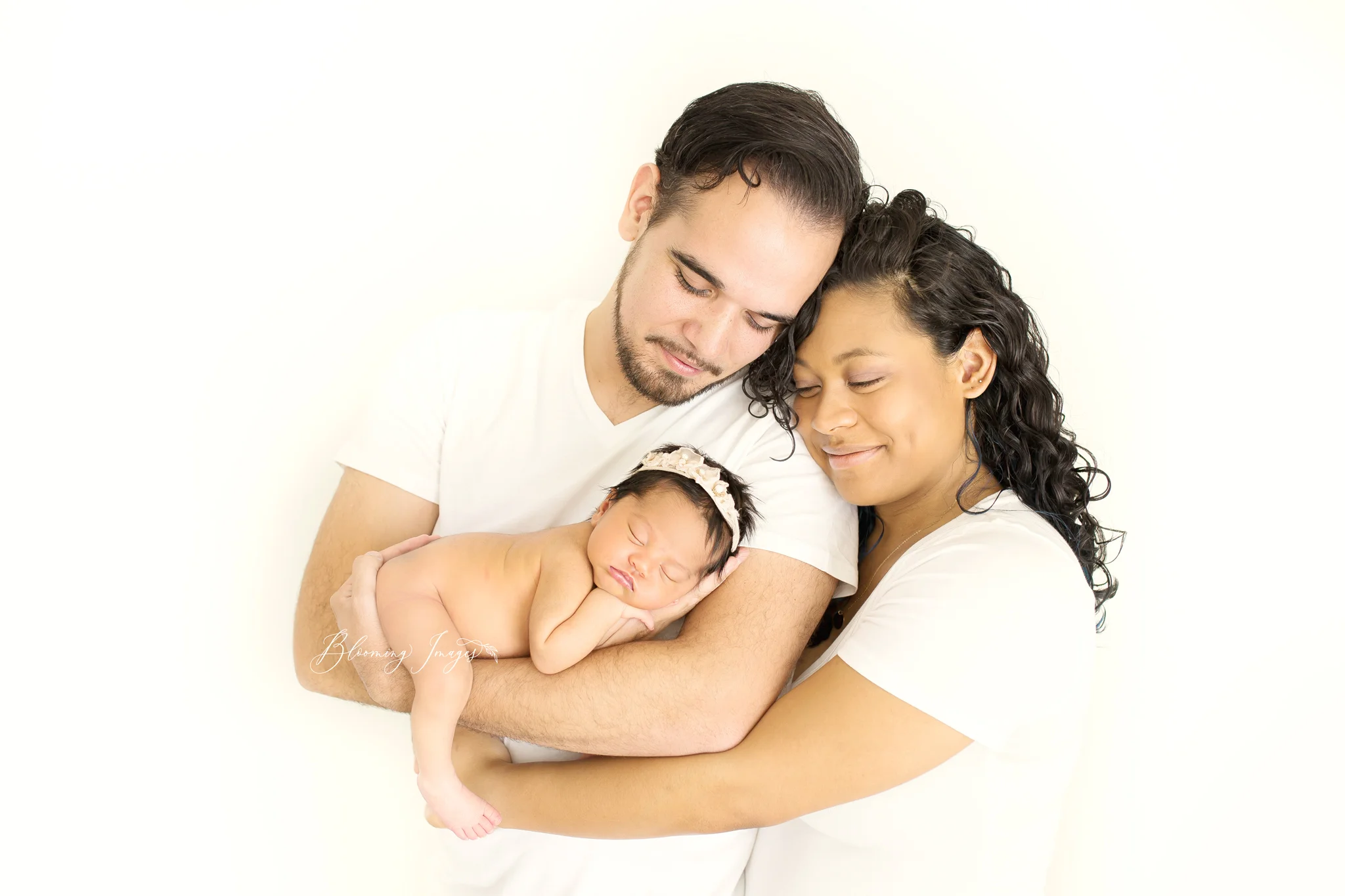 QuinnNewborn-14 copy.jpg