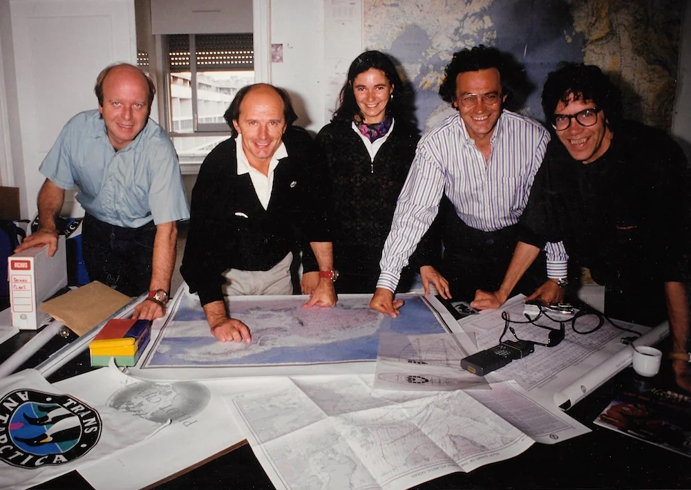 Trans-Antarctica Paris Office 1988: Bernard Buigues (Stef), Jean-Louis Etienne, Florence Soto, Michel Franco, Christian de Marliave (Criquet). Photo © Jean-Louis Etienne