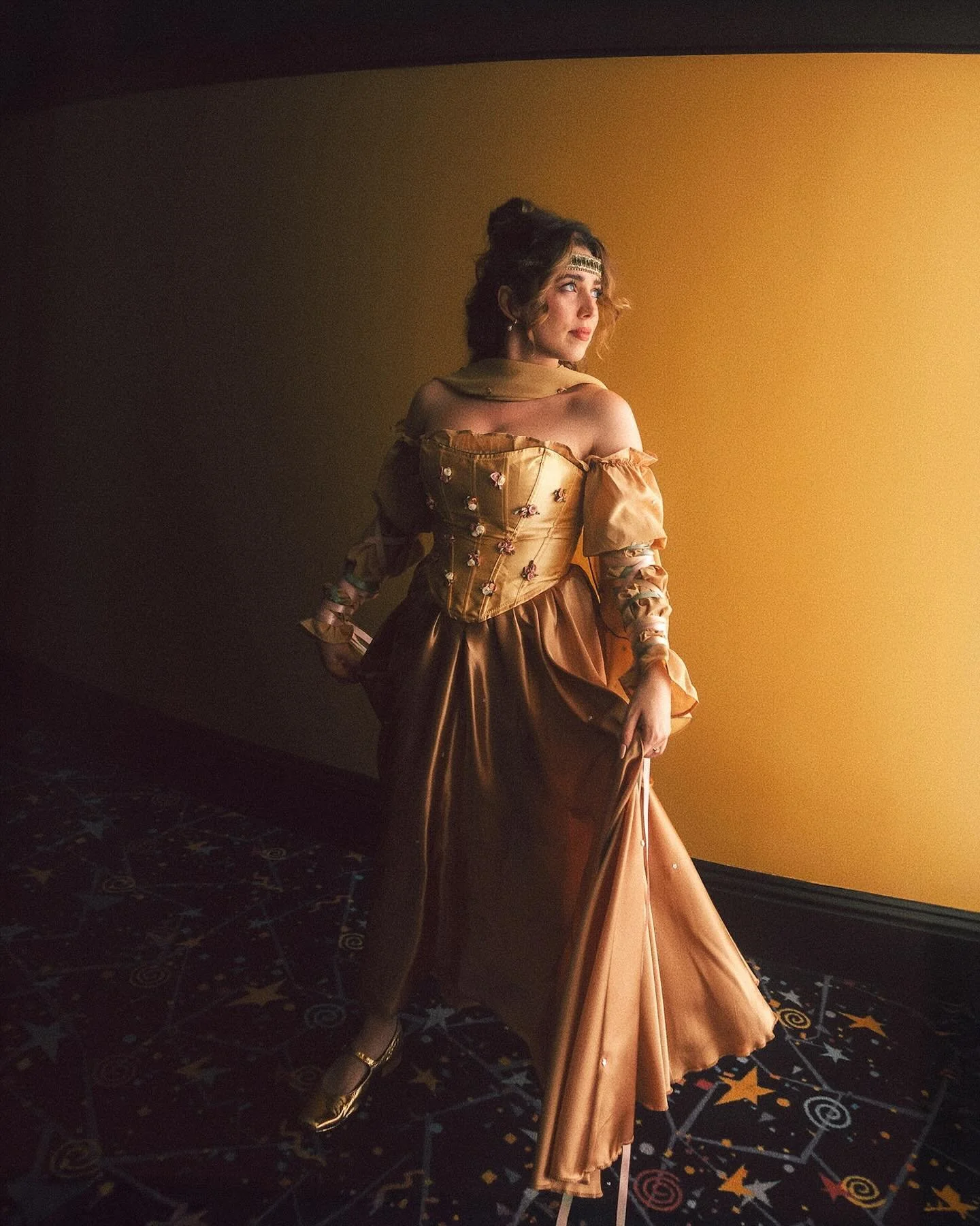 A year ago I began the journey to become a Star Wars fan, and the timing worked out perfectly for my first ever viewing of Episode III to be on the big screen! And yes, I did make an outfit because that&rsquo;s what I do ✨

#starwars #lucasfilm #mayt