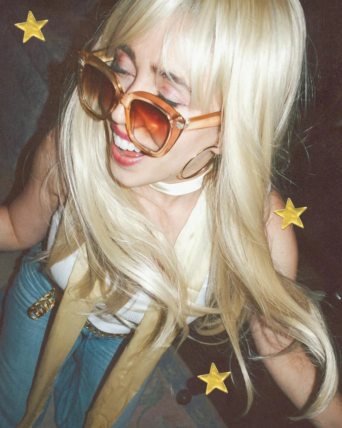 HANNAH WEEK FESTIVITIES!! 💖 Even broke out my very first camera which of course is bedazzled ✨

#mileycyrus #disneyplus #hannahmontana #hannahversary #hannahmontana20thanniversary