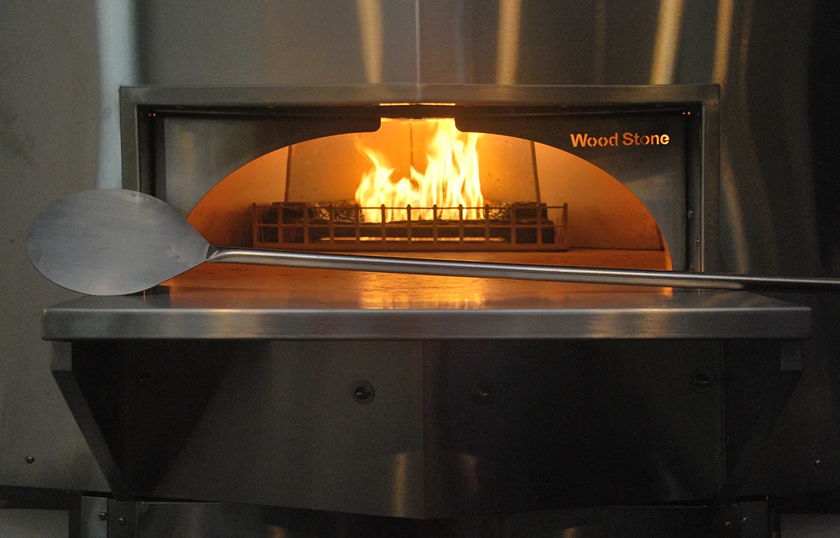 magoos-pizza-oven.jpg