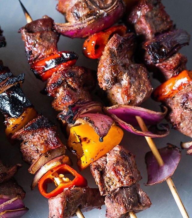 #Repost @thehangrywoman ・・・
I&rsquo;m so glad it&rsquo;s summer again because I spend A LOT of time at the grill ☀️.
﻿
﻿Last week I made kabobs (but lost my mind and forgot to put some ingredients on the skewer). These included beef, red and yellow b