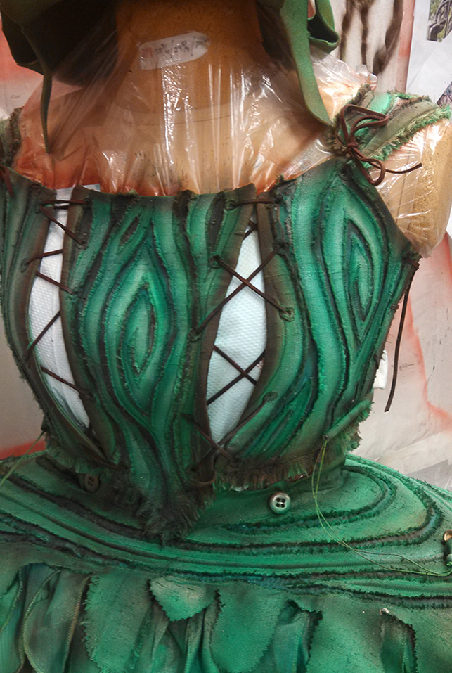 Airbrushing for a fairy in A Midsummer Night's Dream