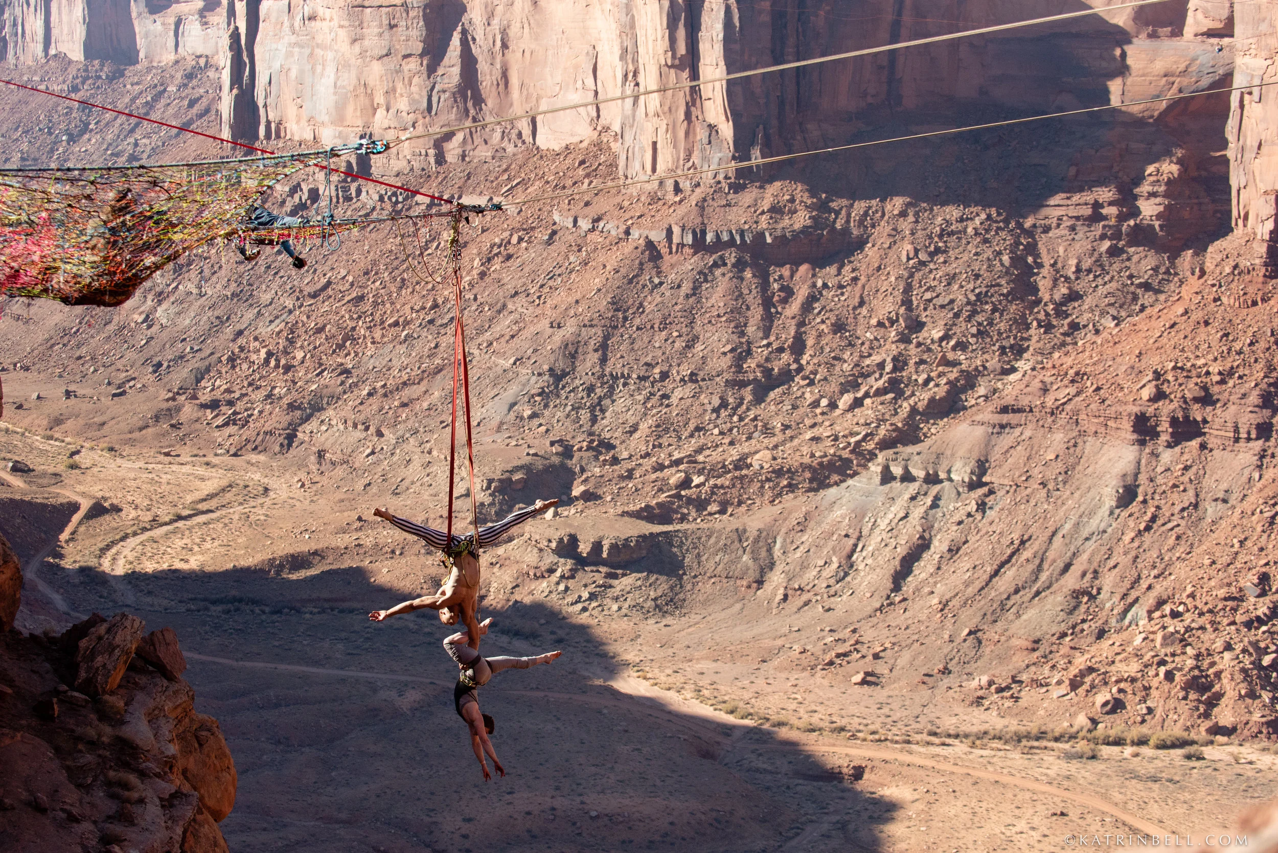 Aerial Straps duo with Wai