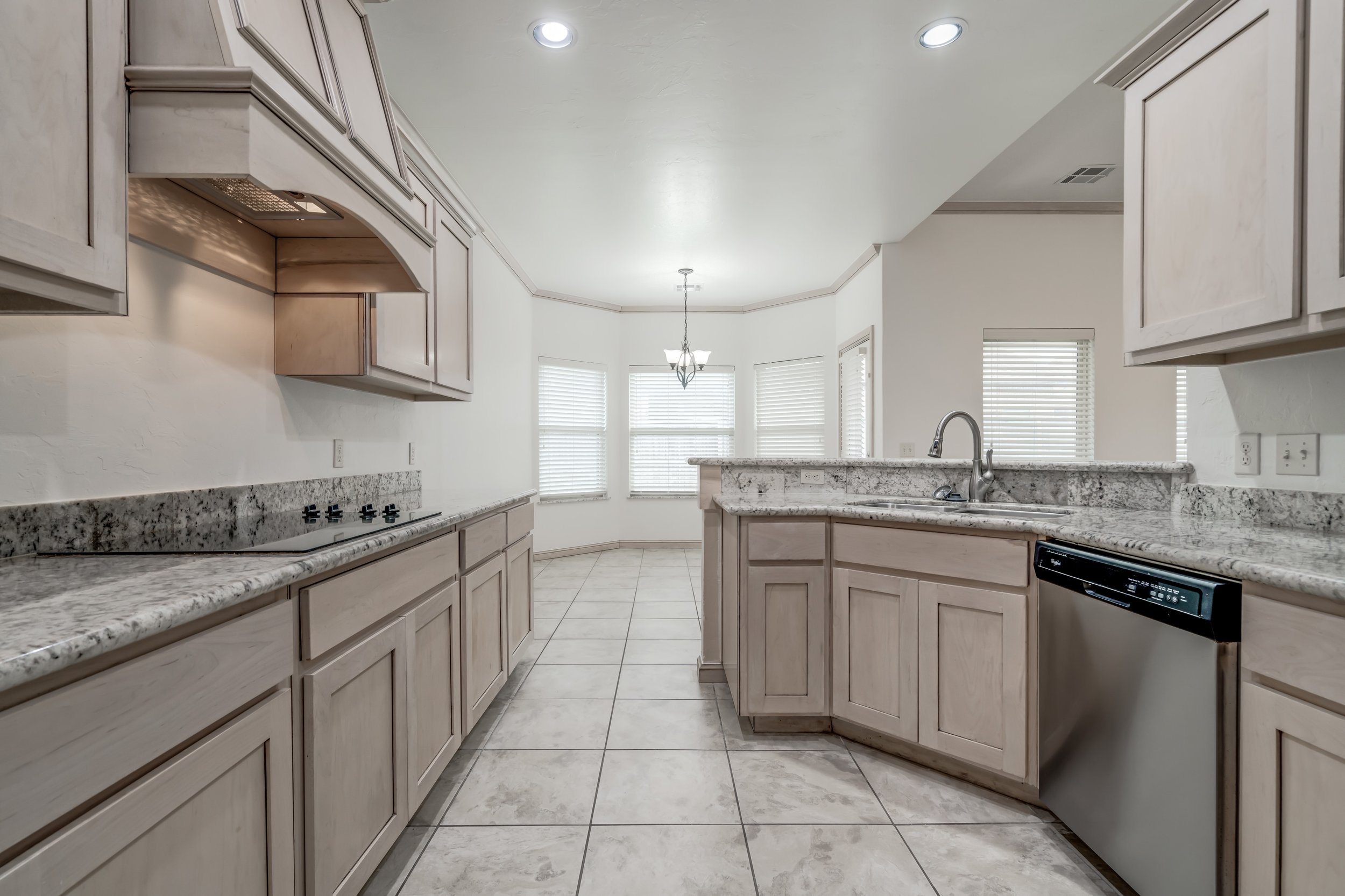 8408 NW 123rd Cir INT-18.jpg