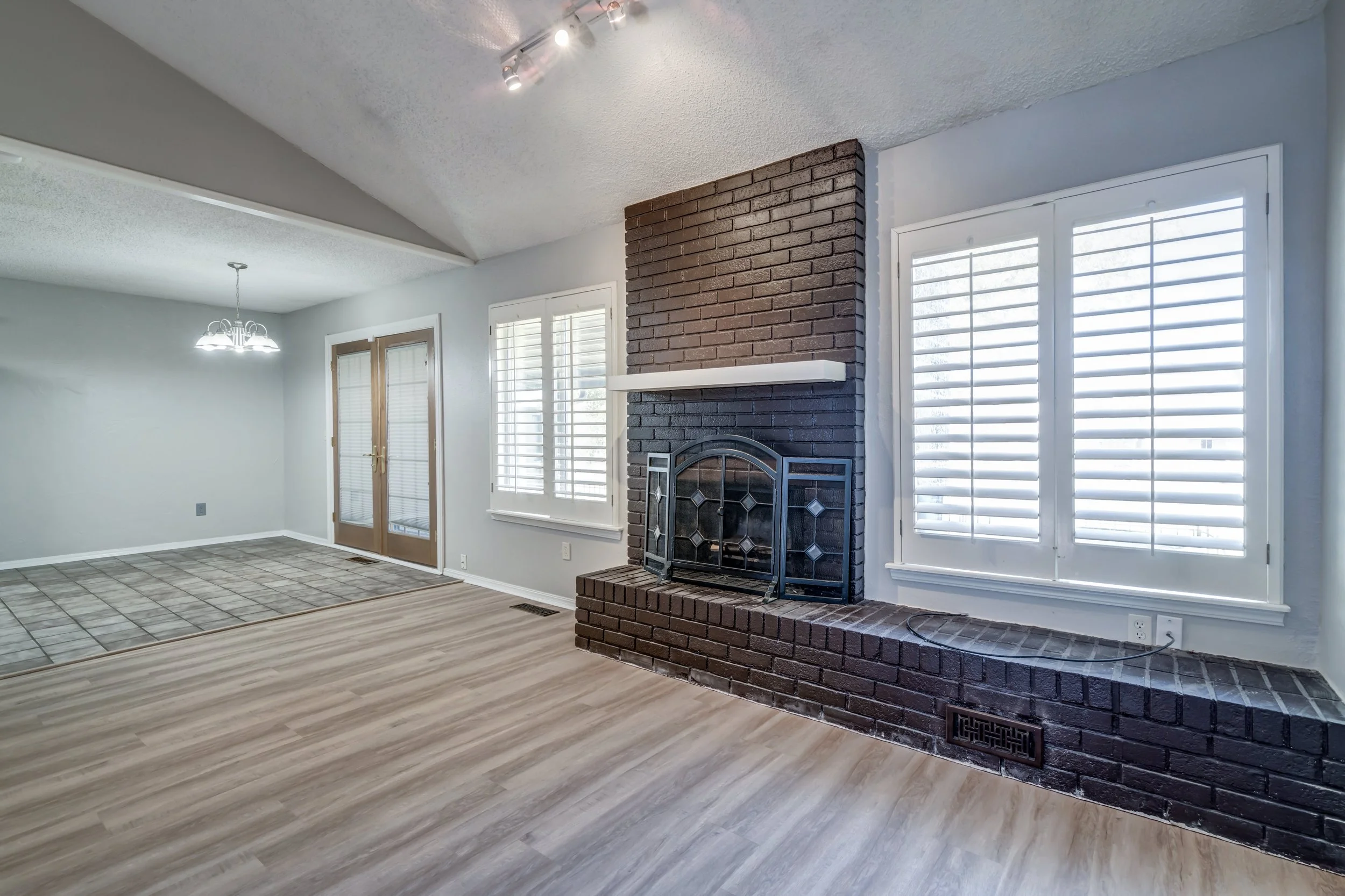 9921 Hefner Village Pl INT-3.jpg