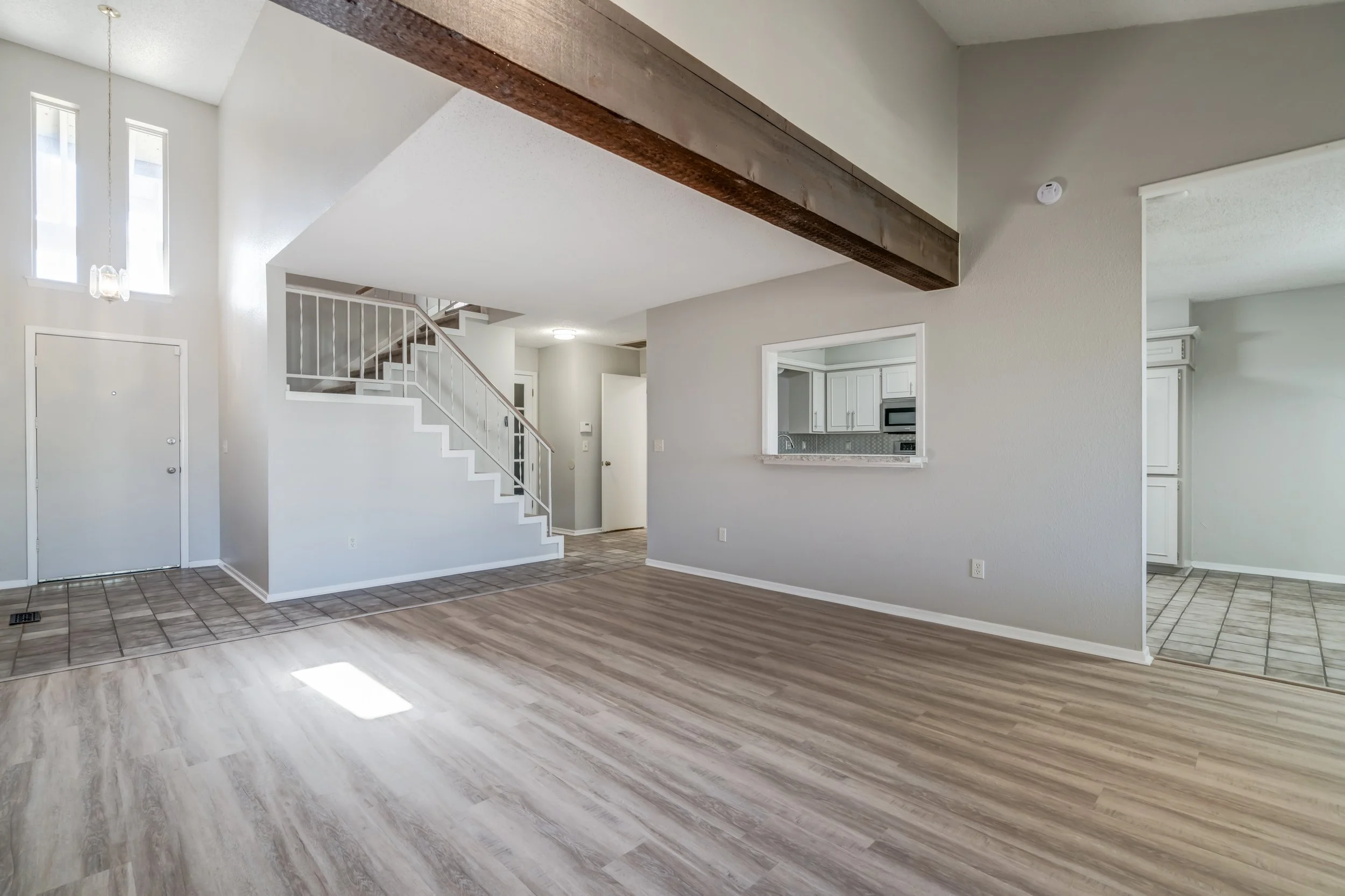 9921 Hefner Village Pl INT-4.jpg