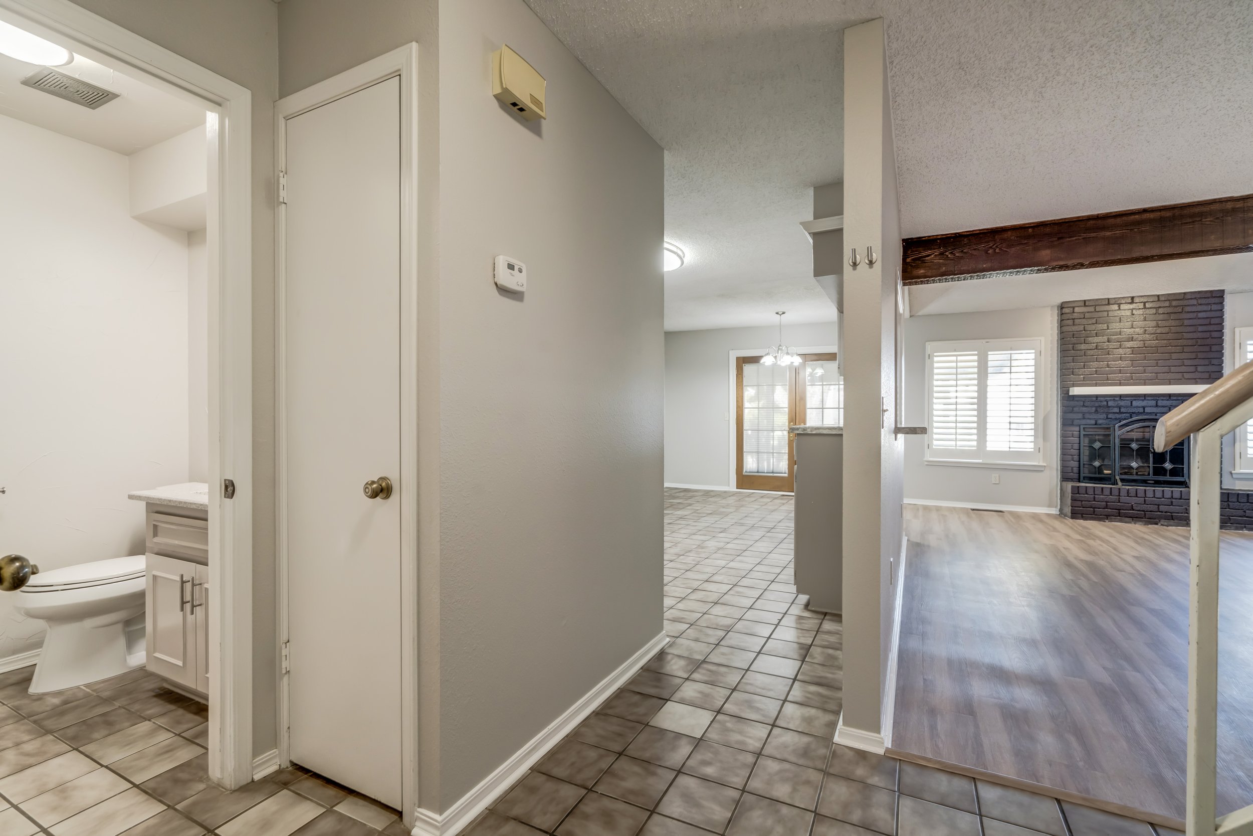 9921 Hefner Village Pl INT-15.jpg