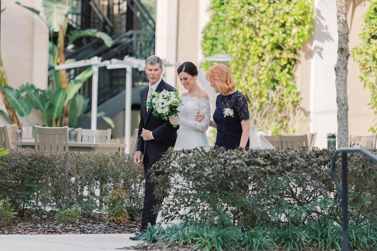 Alfond-Inn-Wedding-Winter-Park-Wedding-Photographer-Chantell-Rae-Photography_0037.jpg
