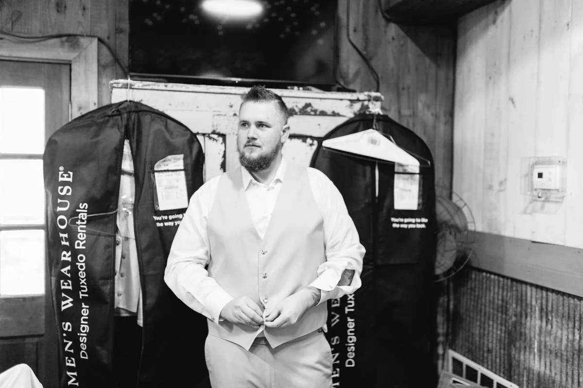 Bressler-Wedding-Preview-Tuckers-Farmhouse-Jacksonville-Wedding-Photographer-Chantell-Rae025.jpg